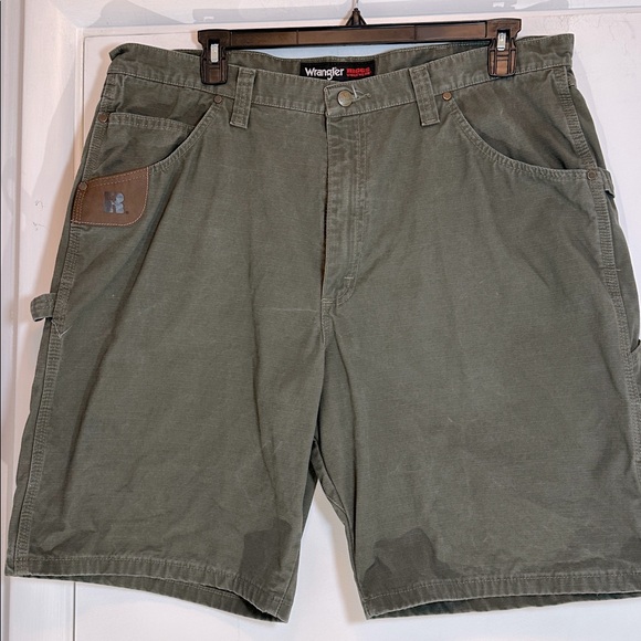 Wrangler Riggs Workwear Army Green Cotton Carpenter Shorts 40 - Picture 9 of 12